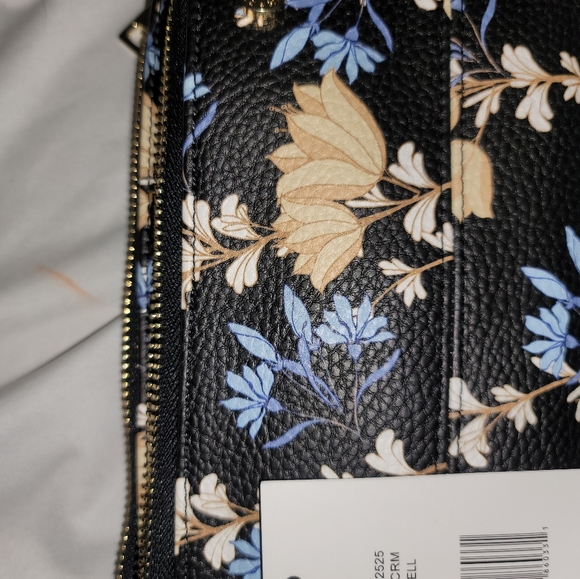 BRAND NEW STEVE MADDEN FLORAL PRINT WALLET/CARD CASE- BLACK - Picture 5 of 5